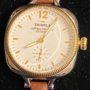 SHINOLA Detroit Ladies Watch. Stainless Steel with gold bezel, indices and crown